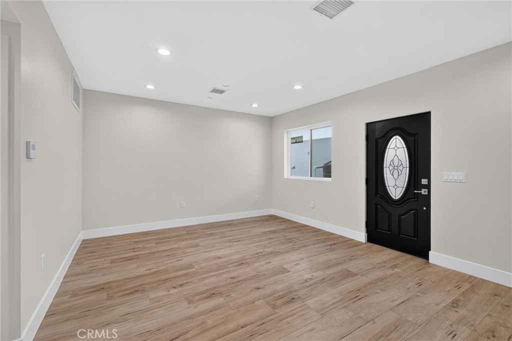 20840 Denker Avenue Property Photo 48