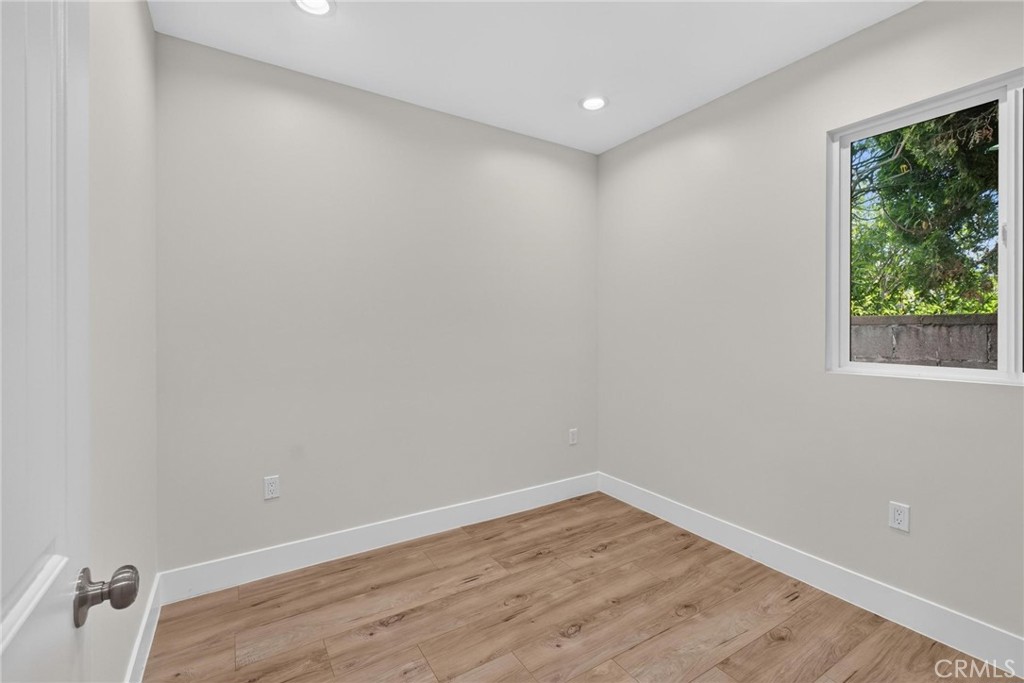 20840 Denker Avenue Property Photo 52
