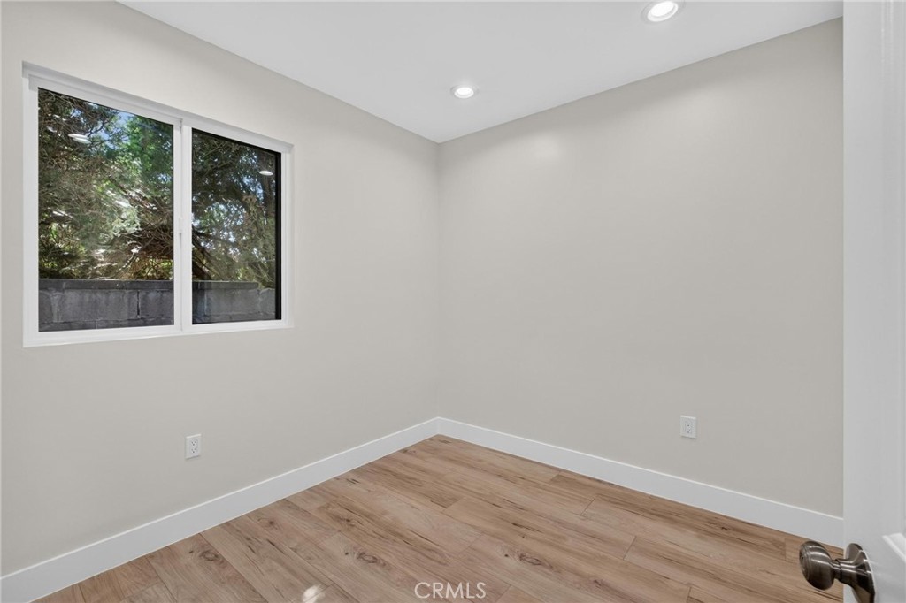 20840 Denker Avenue Property Photo 54