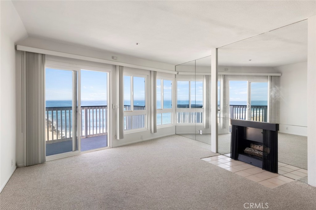 625 Esplanade 13 Property Photo 1