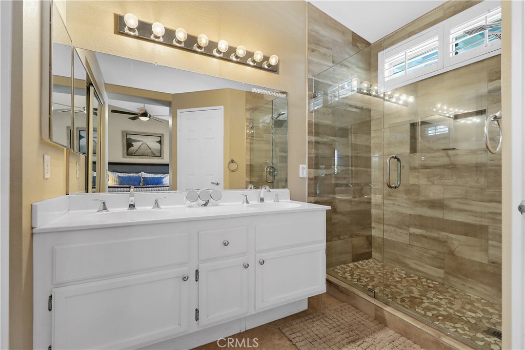 79220 Victoria Property Photo 13
