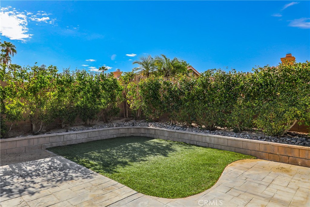 79220 Victoria Property Photo 23