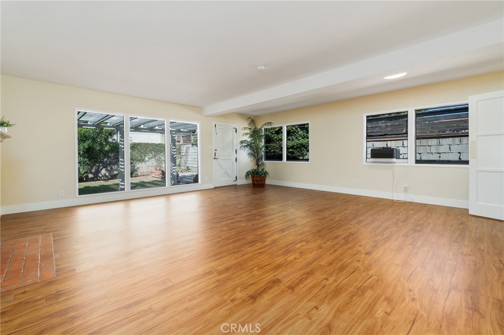 1027 S Malgren Property Photo 6