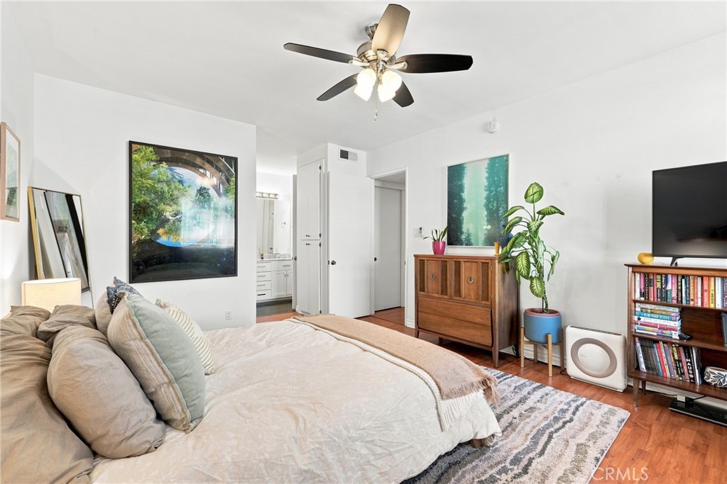 3315 Griffith Park Boulevard 109 Property Photo 8