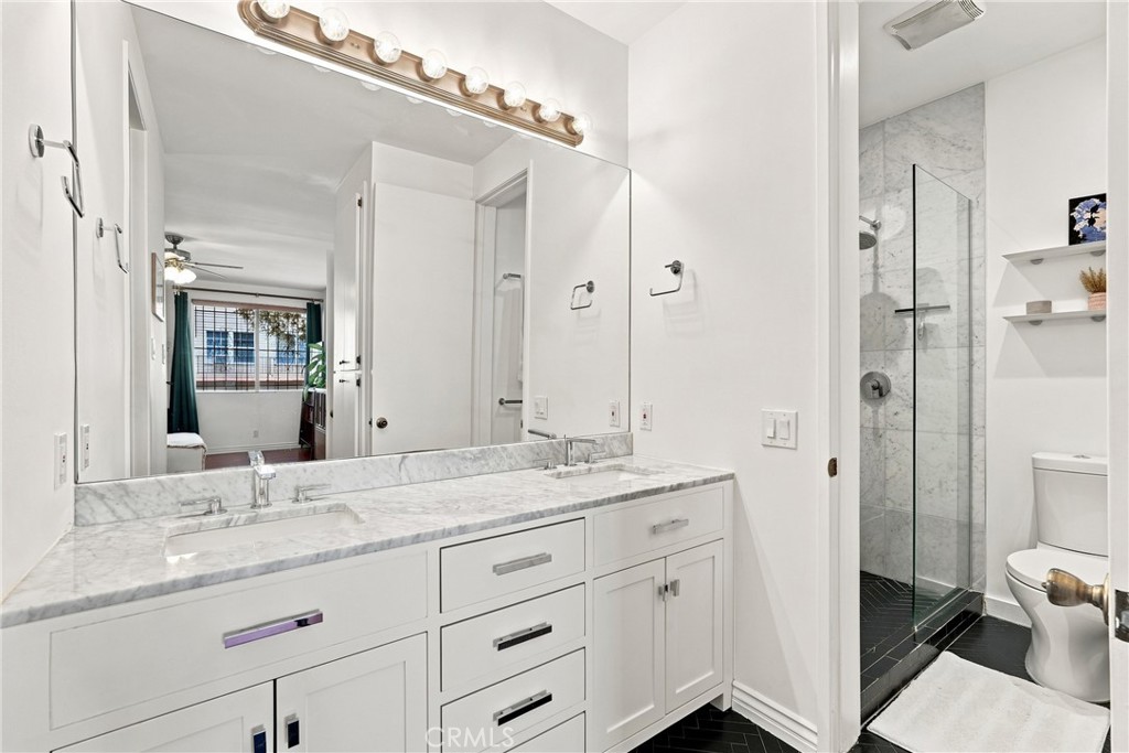 3315 Griffith Park Boulevard 109 Property Photo 9