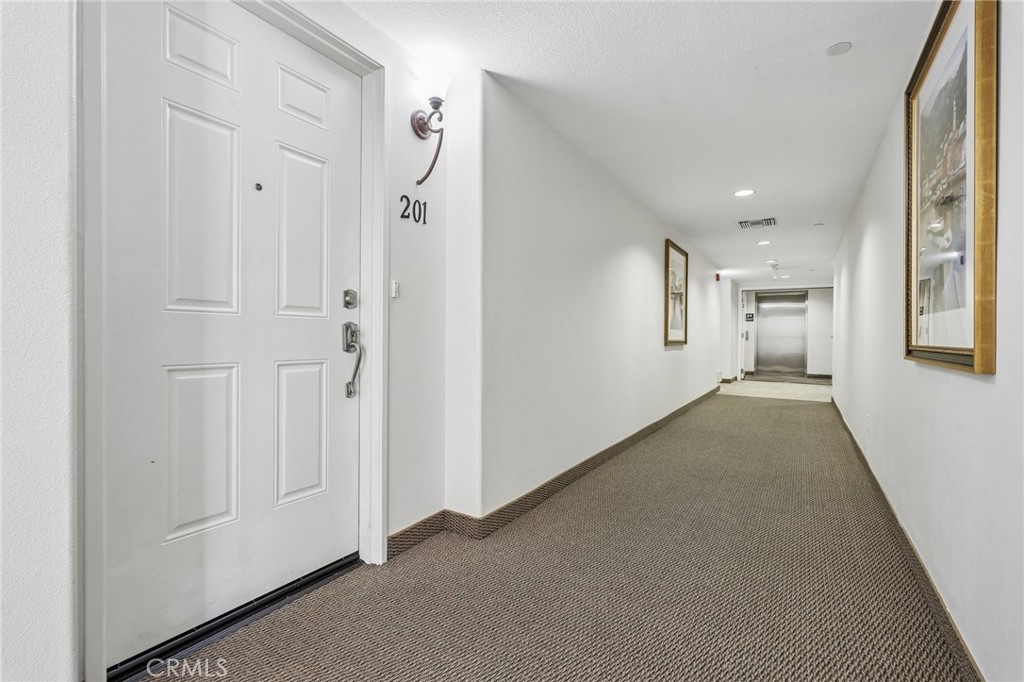 21345 Hawthorne 201 Property Photo 27