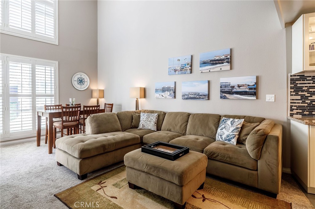565 Esplanade 411 Property Photo 5