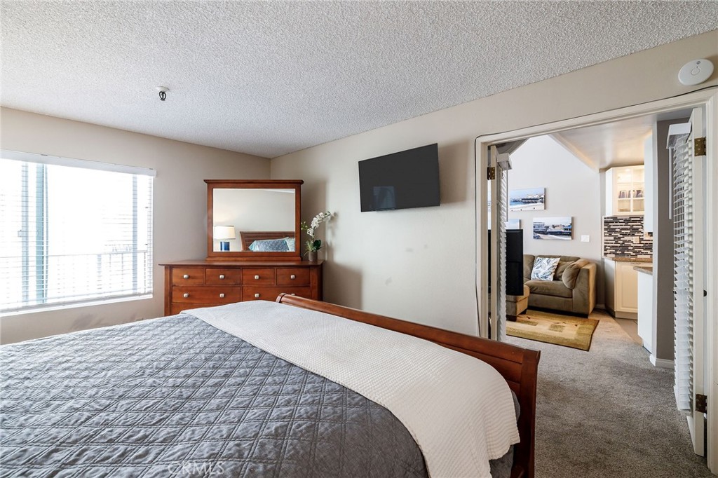 565 Esplanade 411 Property Photo 13