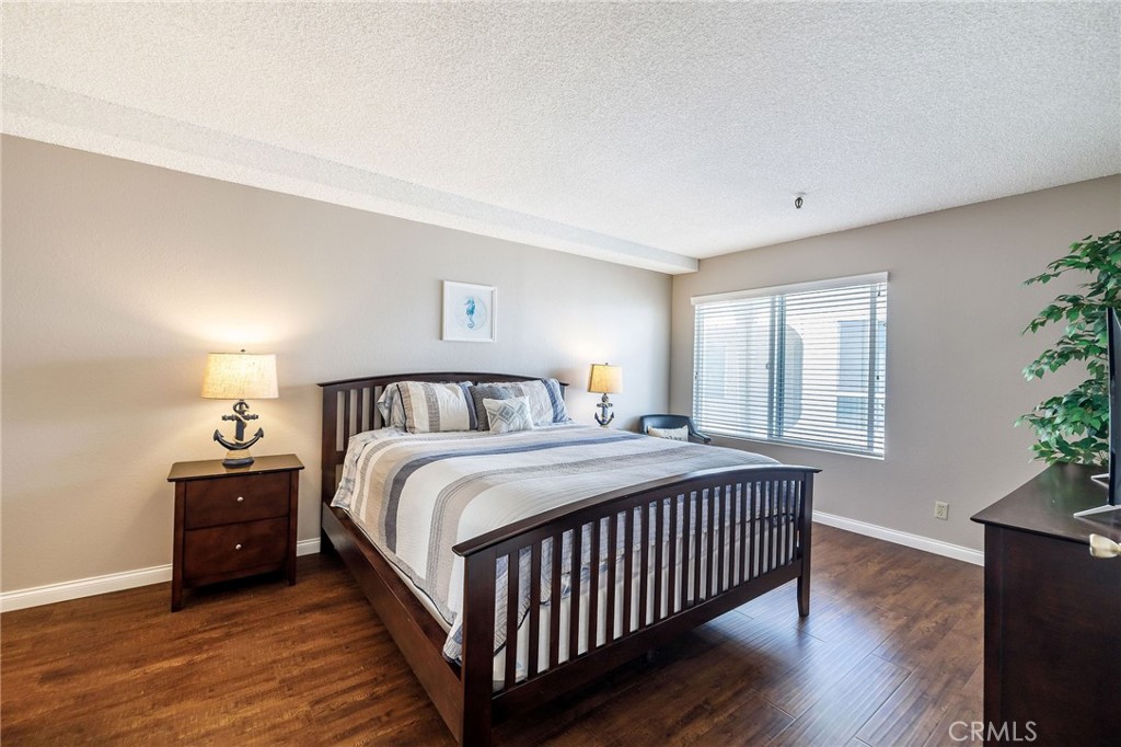 565 Esplanade 411 Property Photo 21