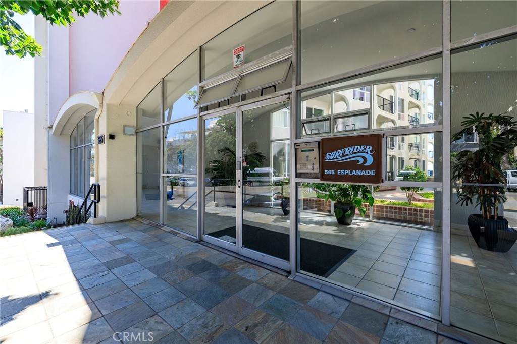 565 Esplanade 411 Property Photo 29