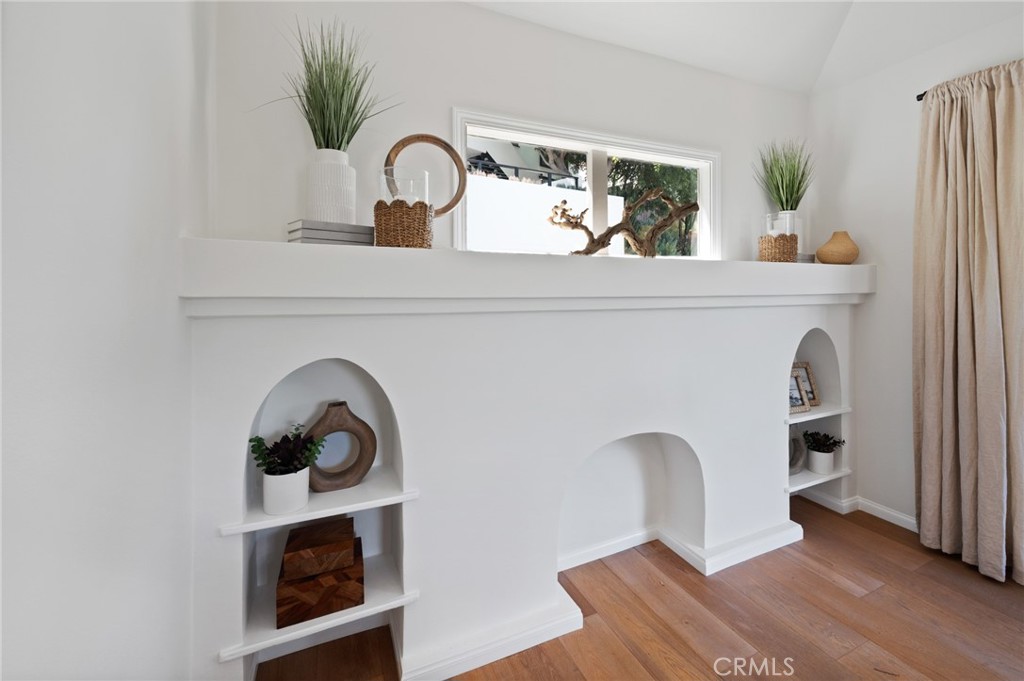 1662 Rotary Property Photo 15