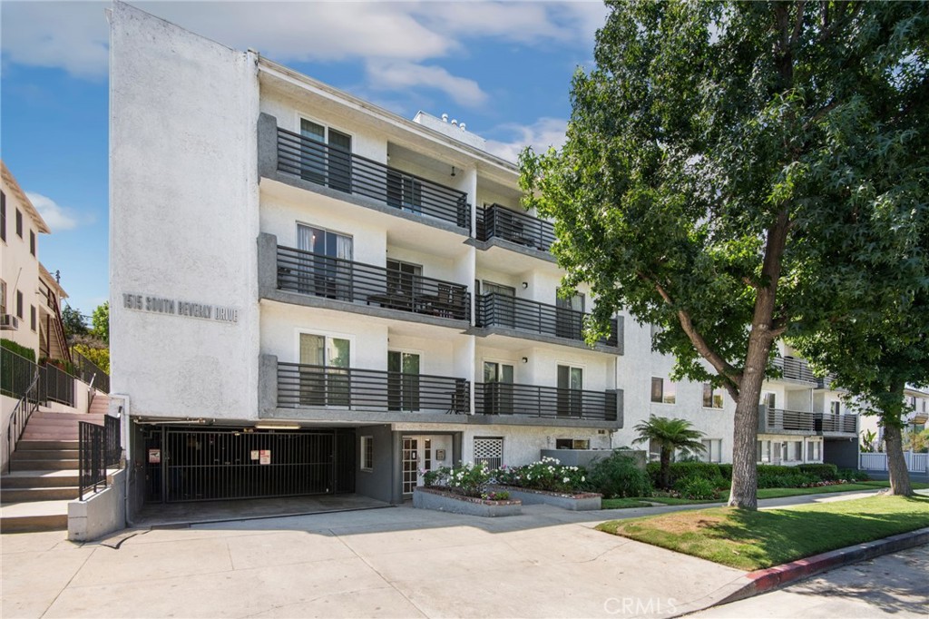 1515 S Beverly Drive 101 Property Photo 1
