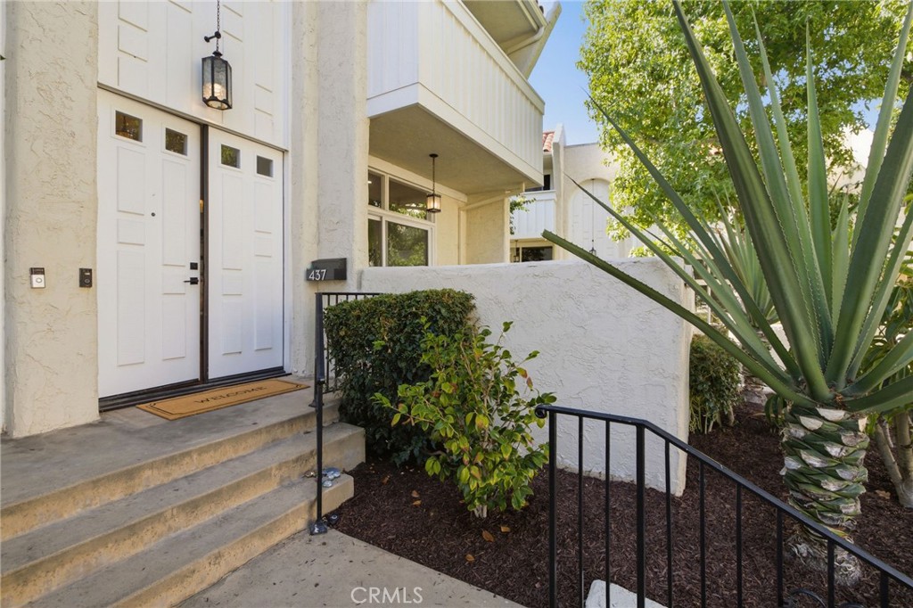 437 2nd Property Photo 1