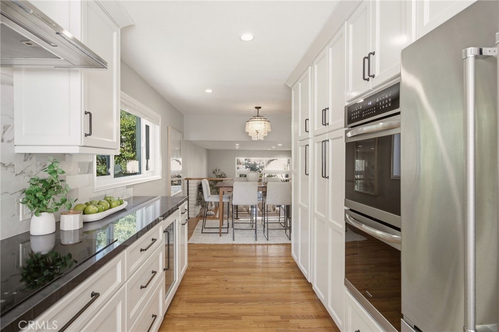 437 2nd Property Photo 14