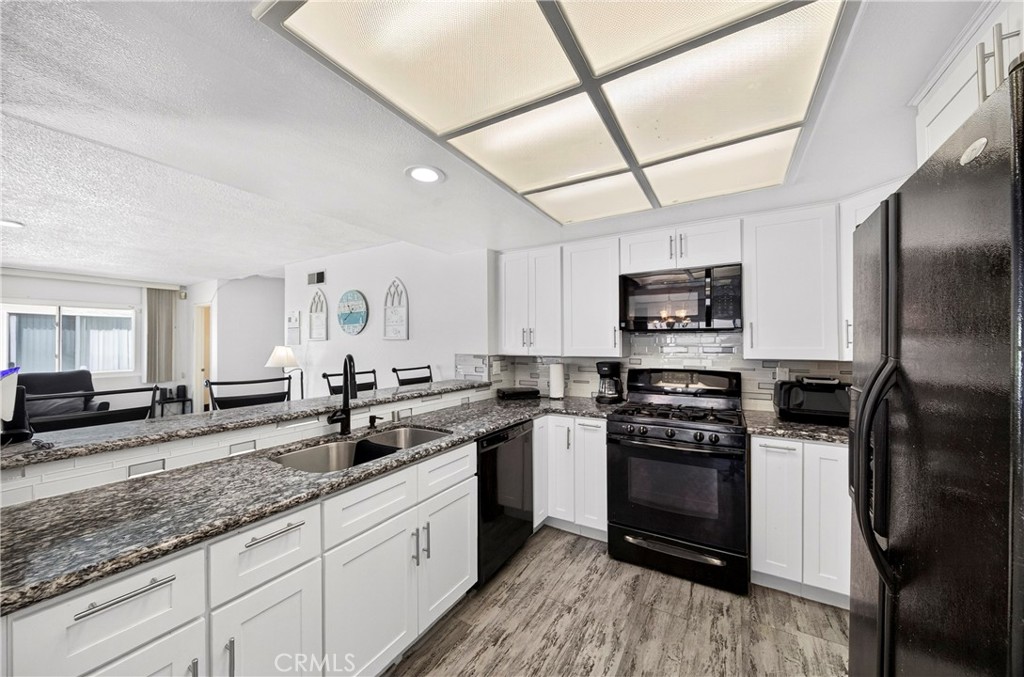 14012 Cerise Avenue Property Photo 8