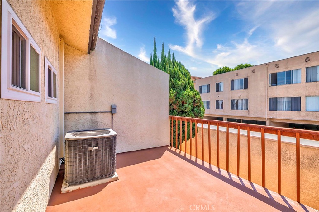 14012 Cerise Avenue Property Photo 29