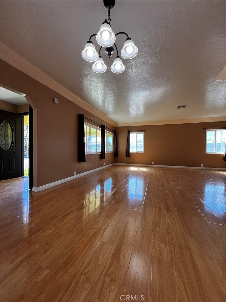 22443 Meyler Street Property Photo 6
