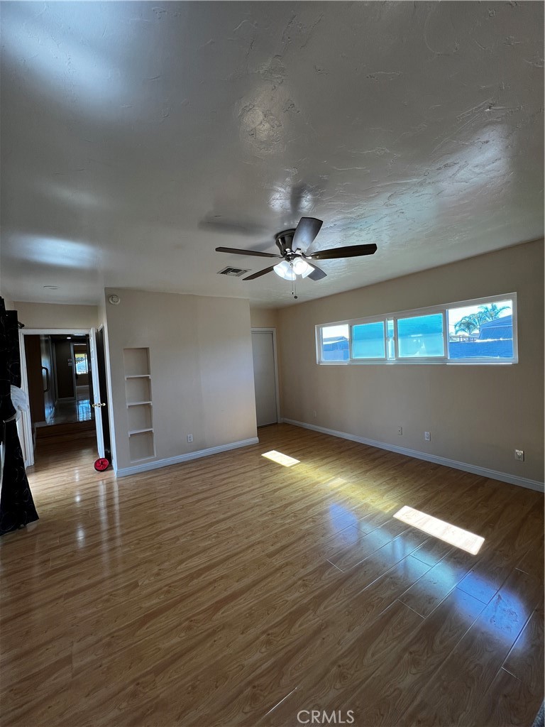 22443 Meyler Street Property Photo 7