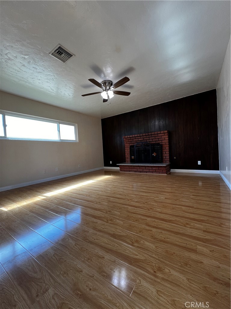 22443 Meyler Street Property Photo 11