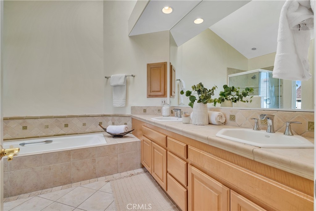 1802 Clark Property Photo 27