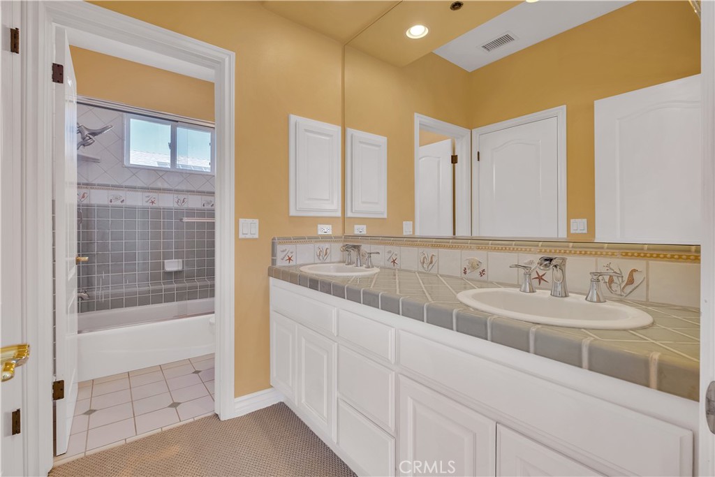 1802 Clark Property Photo 37