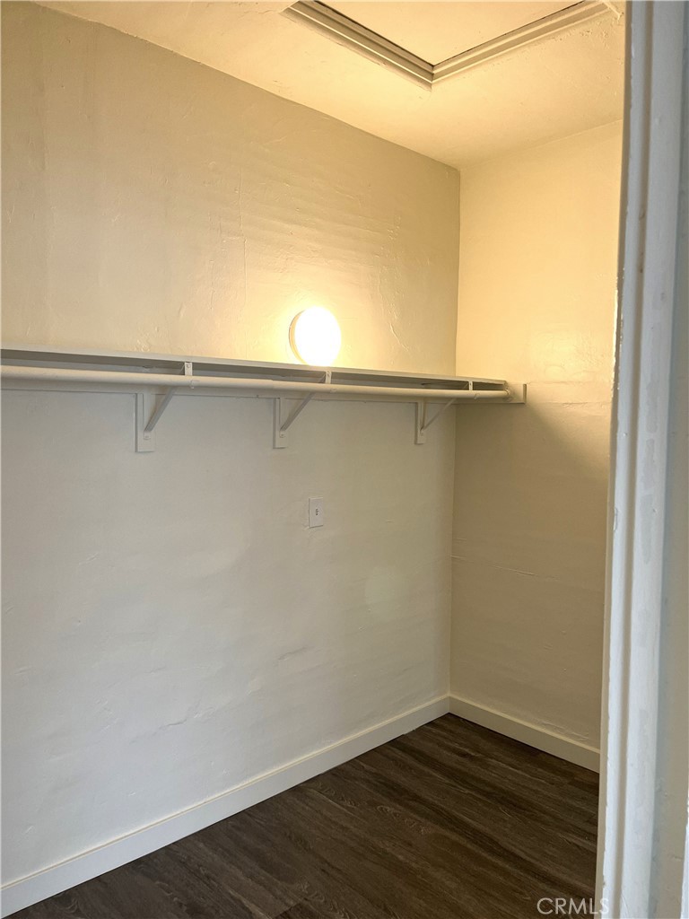 1439 Cedar Property Photo 11