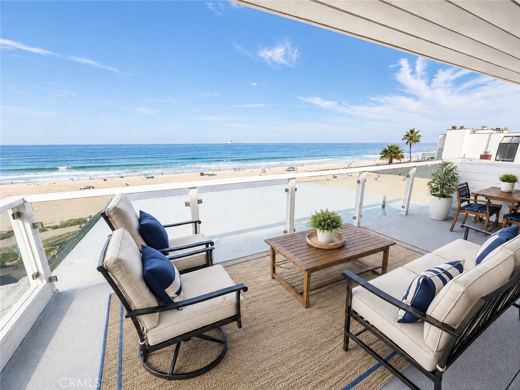 3600 The Strand D Property Photo 1