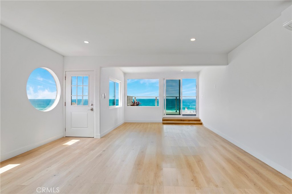 3600 The Strand C Property Photo 3