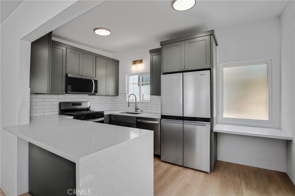 3600 The Strand C Property Photo 7
