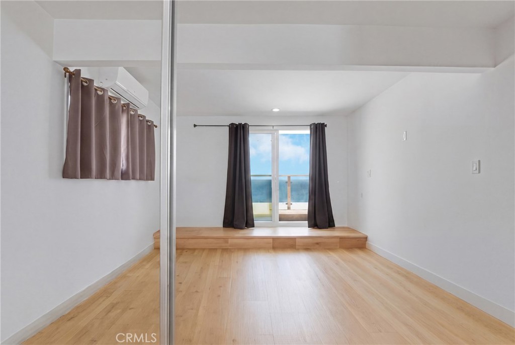 3600 The Strand C Property Photo 17