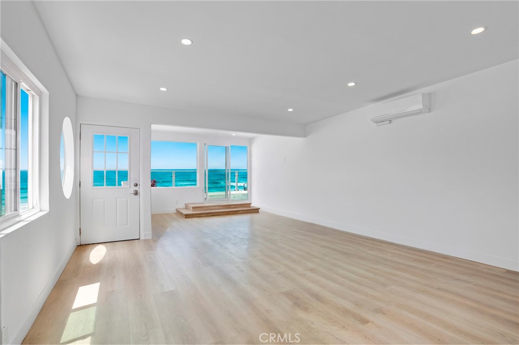 3600 The Strand C Property Photo 18