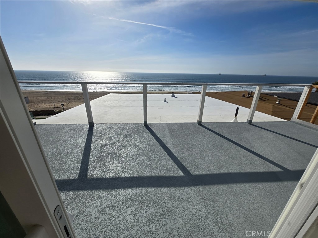 3600 The Strand C Property Photo 23