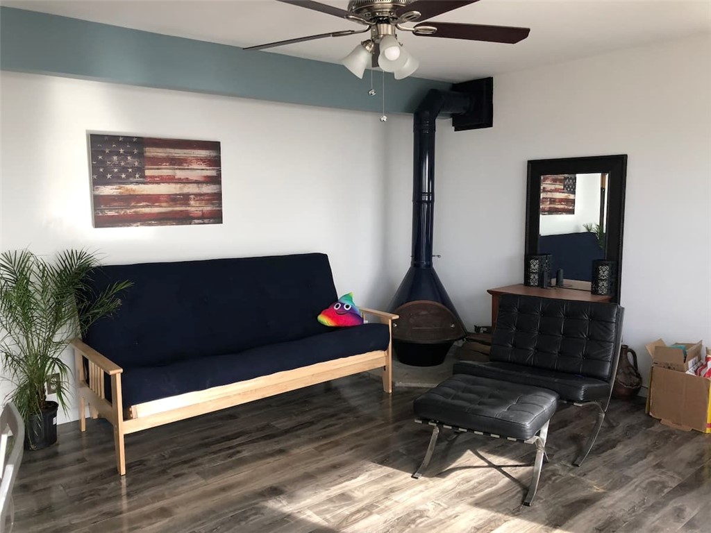 3600 The Strand A Property Photo 5