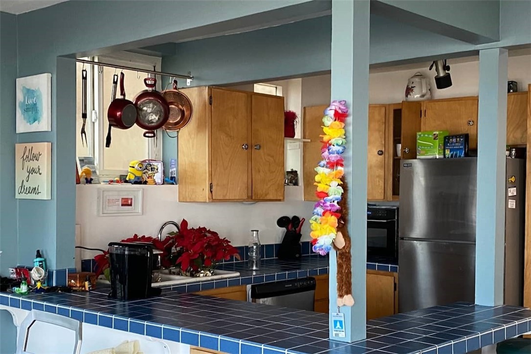 3600 The Strand A Property Photo 8