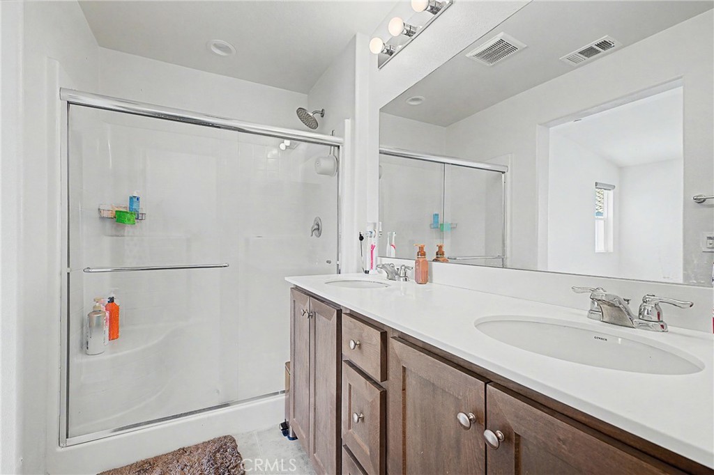 29126 Red Alder Property Photo 7