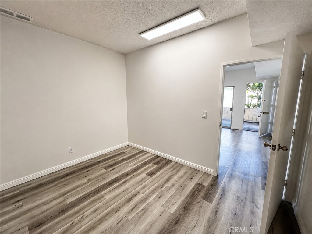 2100 N Sepulveda Boulevard 12 Property Photo 3