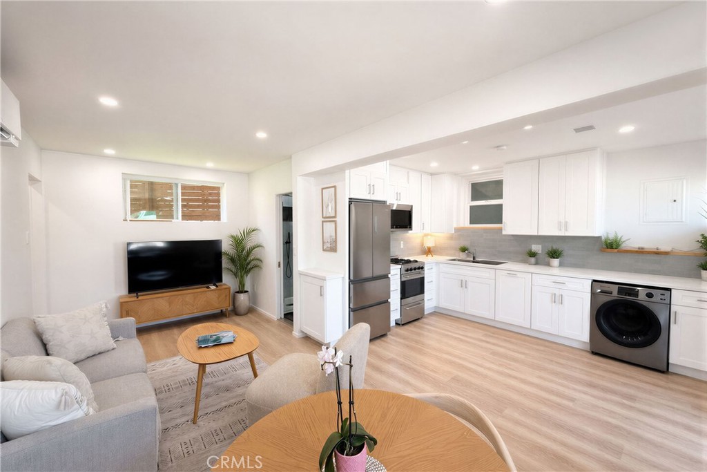 428 25th Property Photo 11