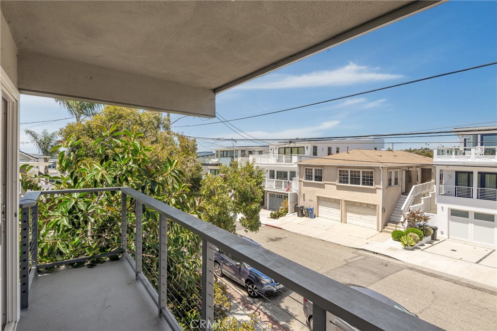 428 25th Property Photo 12
