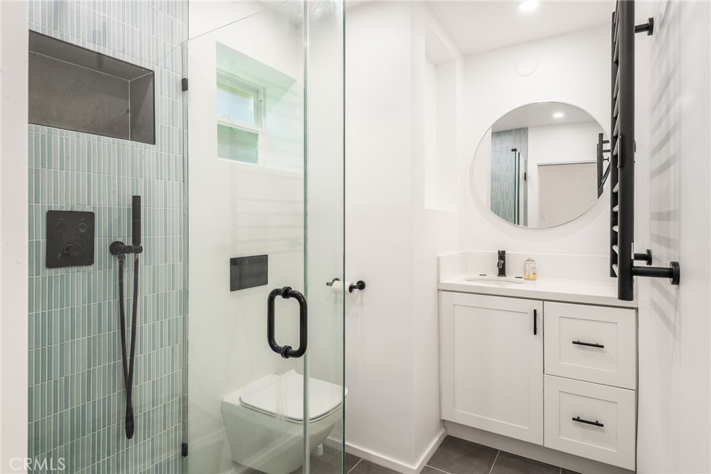 428 25th Property Photo 18