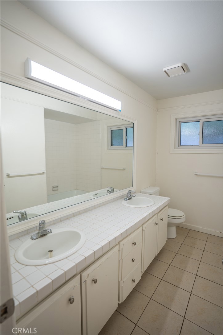 993 Verona Property Photo 22