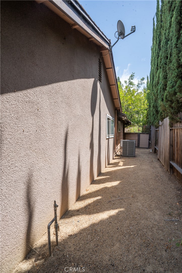 993 Verona Property Photo 31