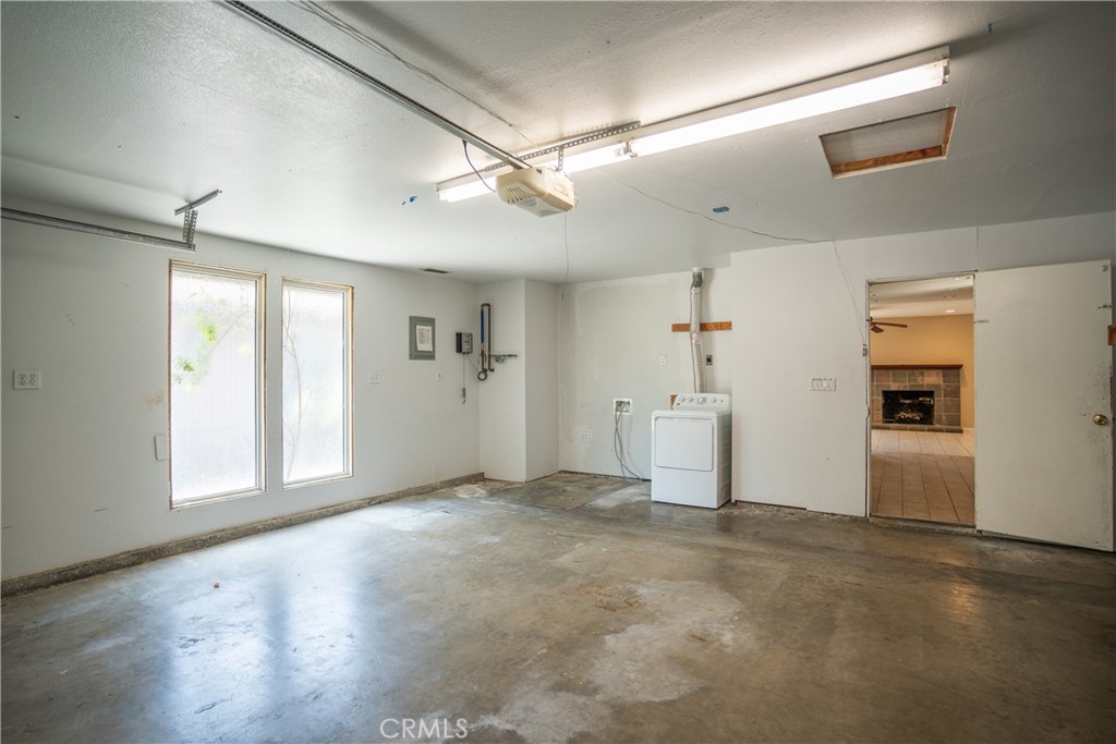 993 Verona Property Photo 39