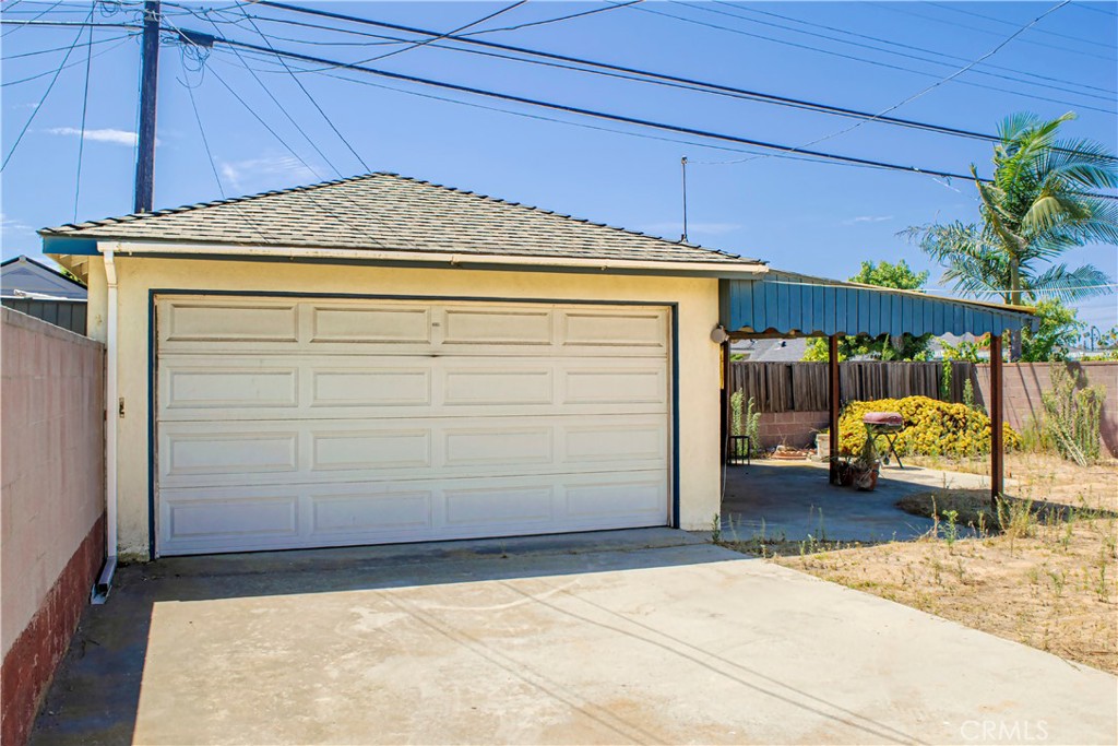 19317 Entradero Property Photo 2