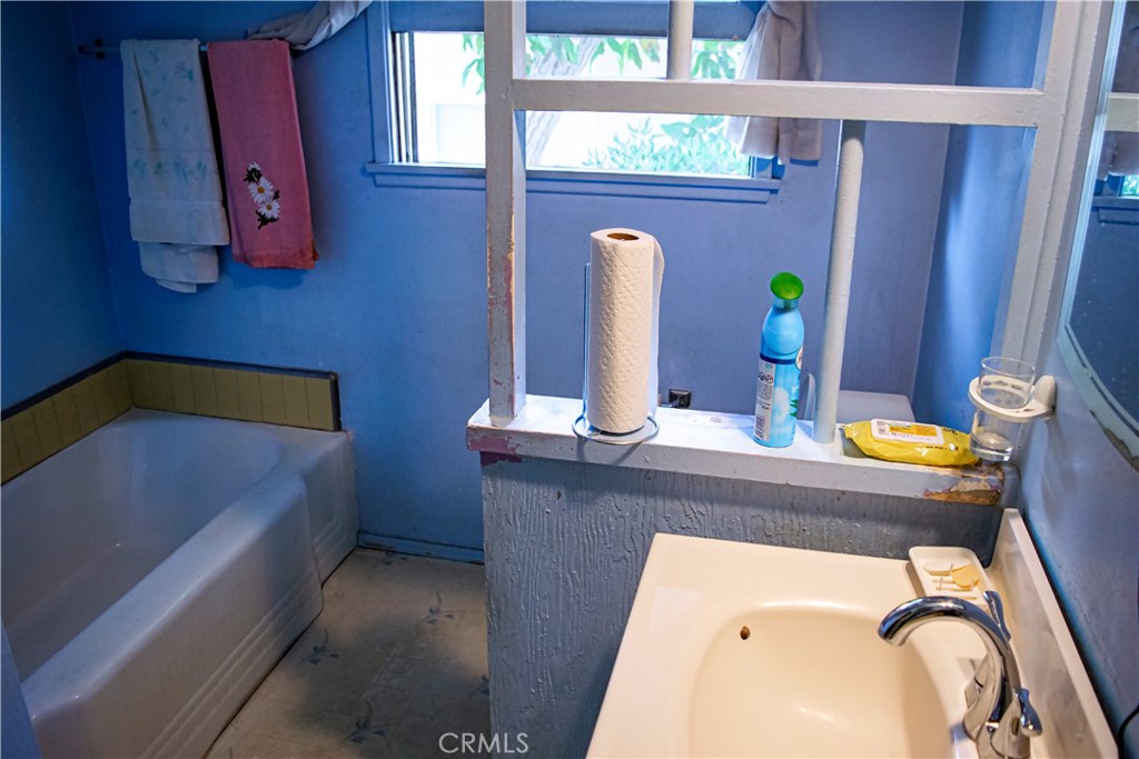 19317 Entradero Property Photo 8