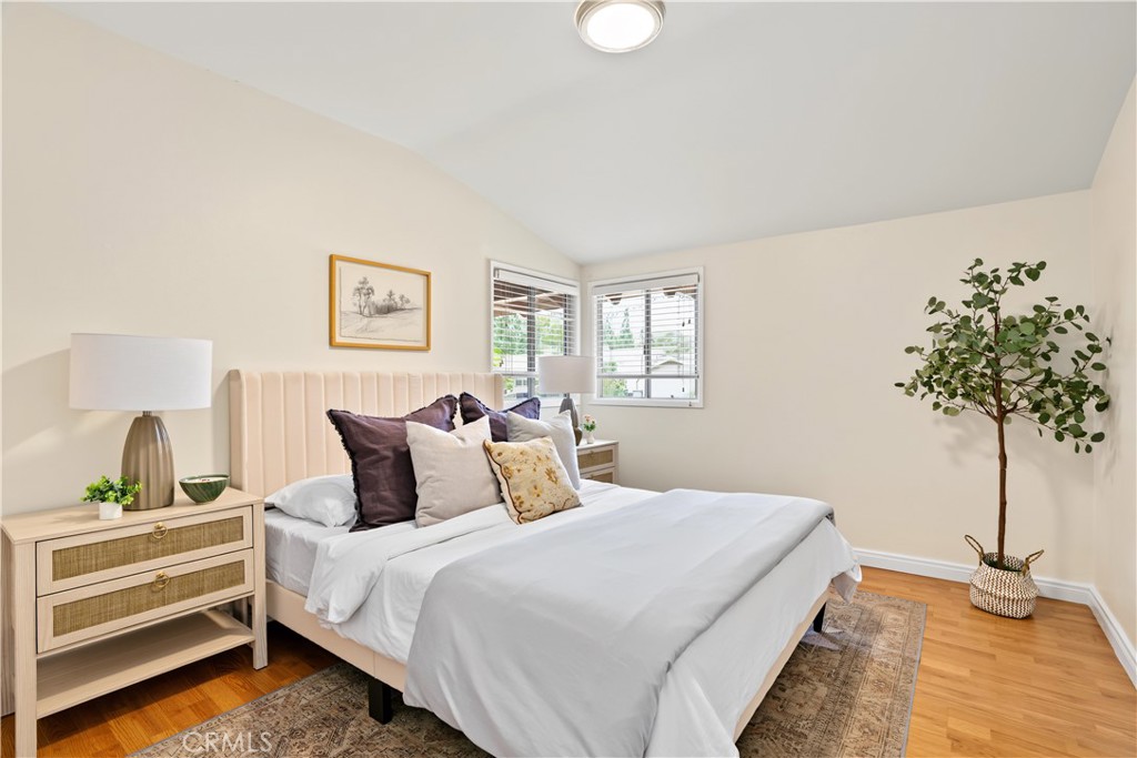 1118 Rumbold Property Photo 15