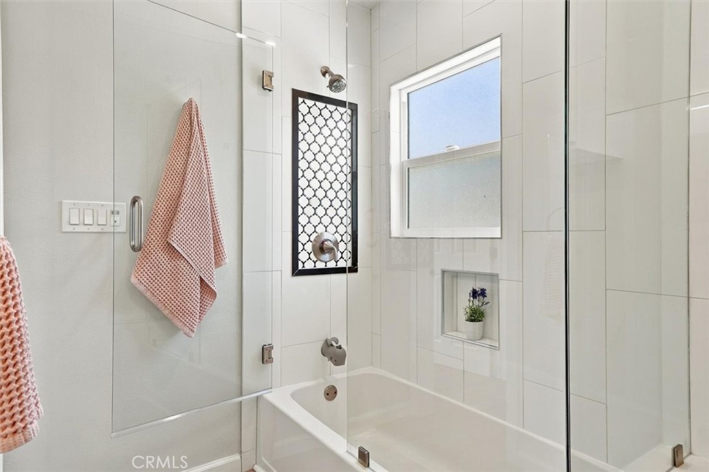 4874 W 135th Street Property Photo 15