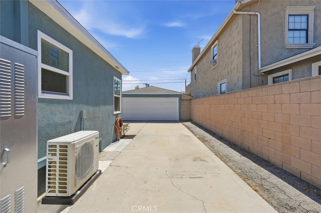 4874 W 135th Street Property Photo 29