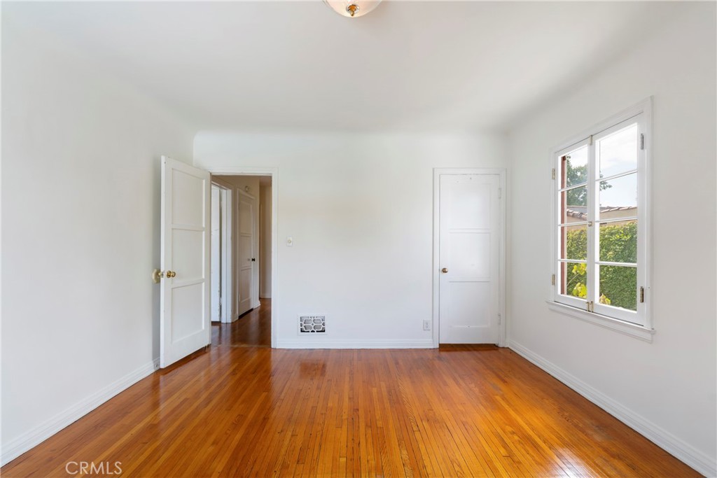 1417 Ardmore Property Photo 11