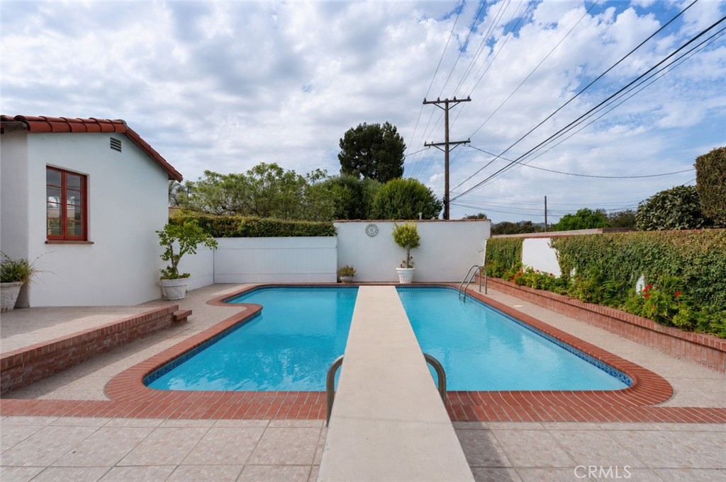 1417 Ardmore Property Photo 18