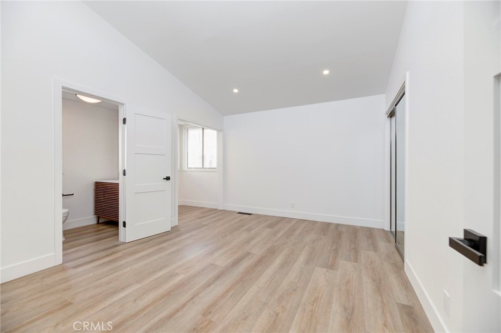 1090 Loma Drive Property Photo 23